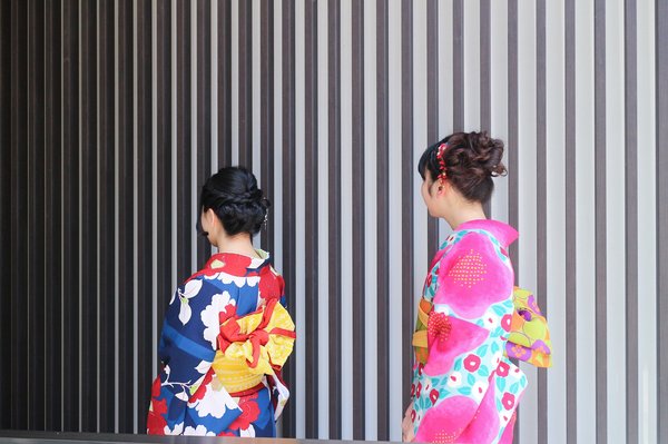 L'élégance ultime : le peignoir femme kimono à adopter